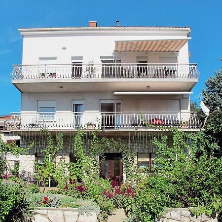 Apartman Laura Dramalj Exterior photo